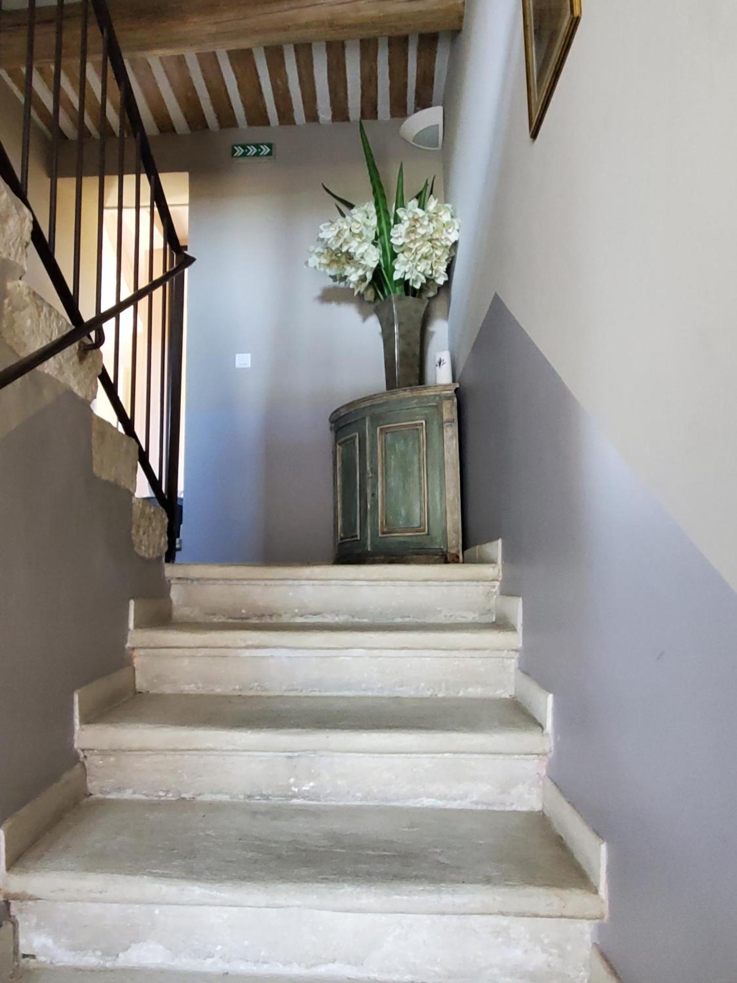 Chambres Du Vieux Bistrot Cabrieres-d'Avignon ภายนอก รูปภาพ