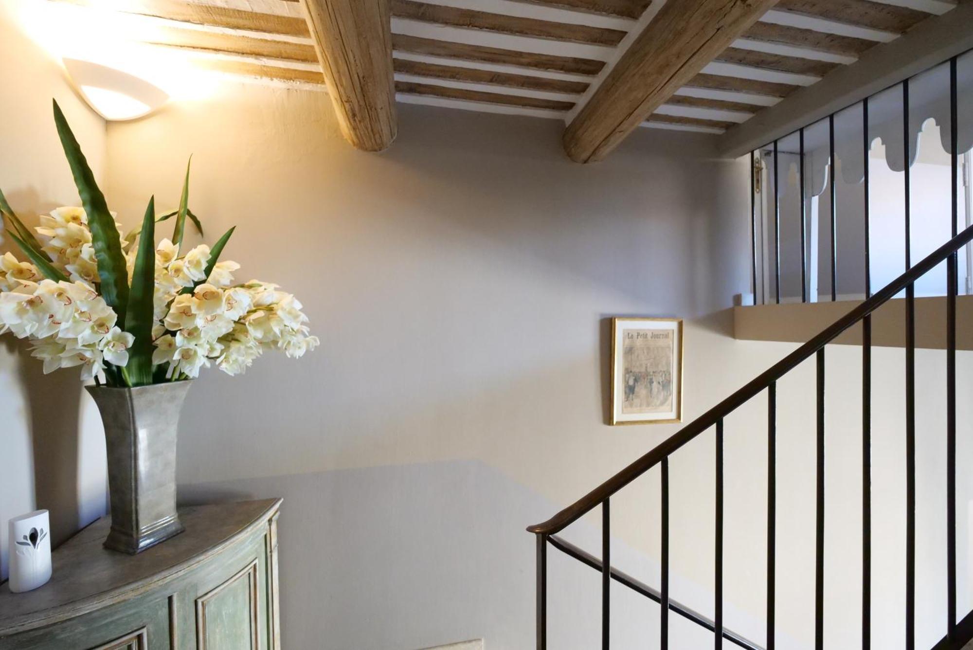 Chambres Du Vieux Bistrot Cabrieres-d'Avignon ภายนอก รูปภาพ