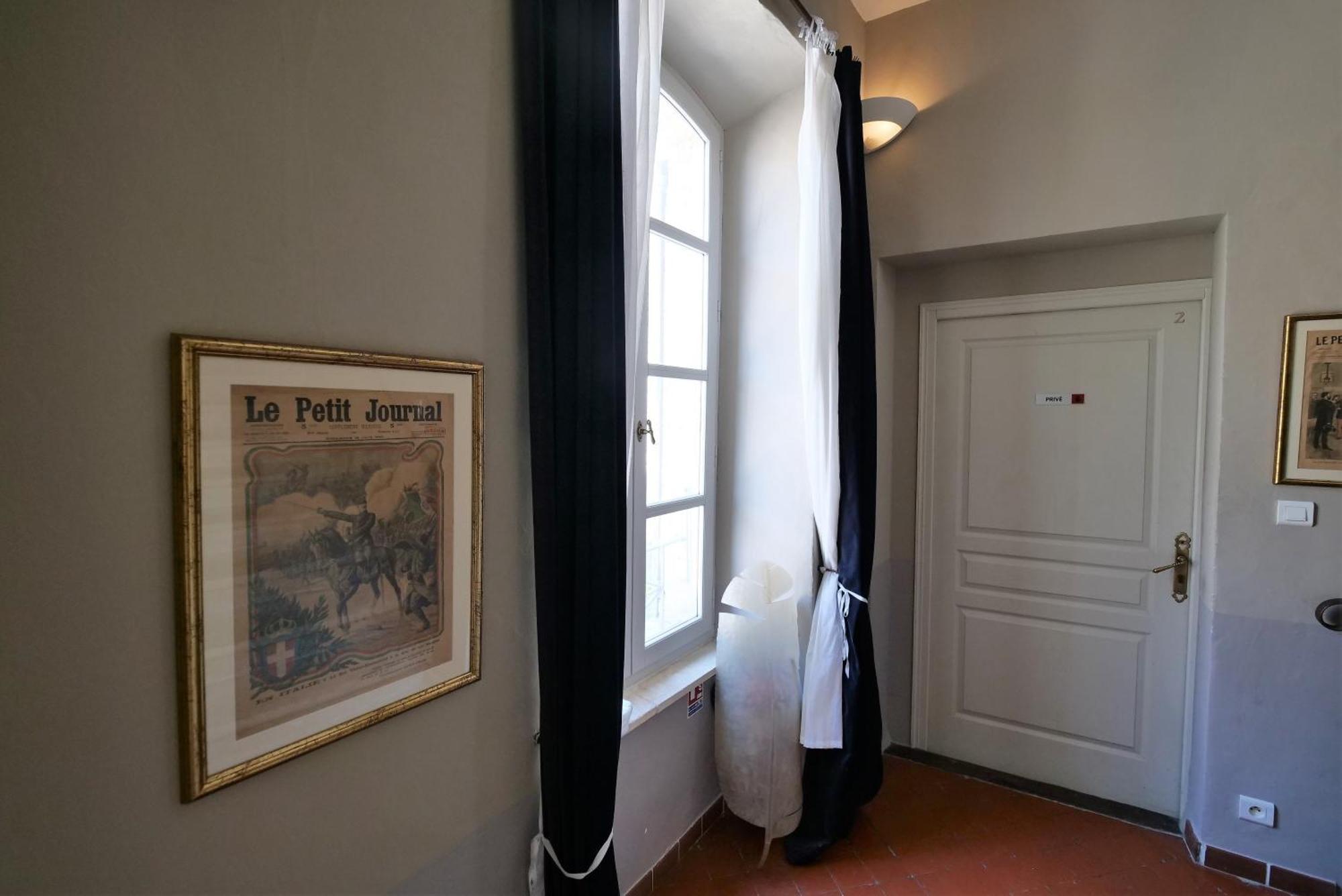 Chambres Du Vieux Bistrot Cabrieres-d'Avignon ภายนอก รูปภาพ