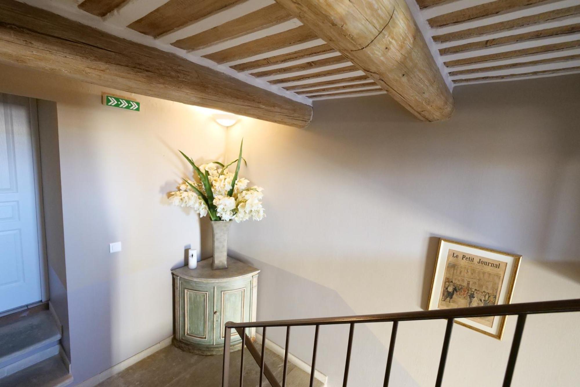 Chambres Du Vieux Bistrot Cabrieres-d'Avignon ภายนอก รูปภาพ
