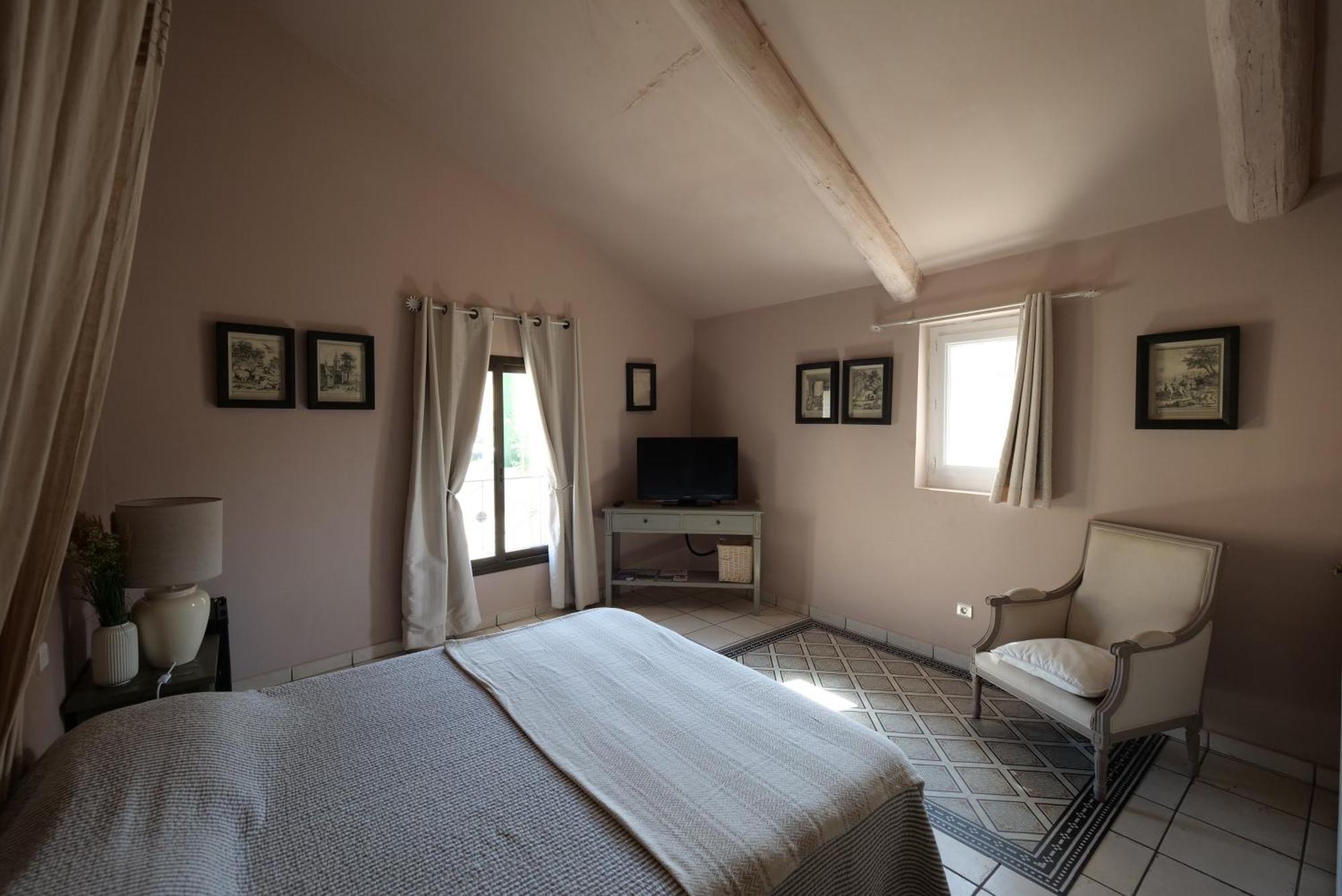 Chambres Du Vieux Bistrot Cabrieres-d'Avignon ภายนอก รูปภาพ